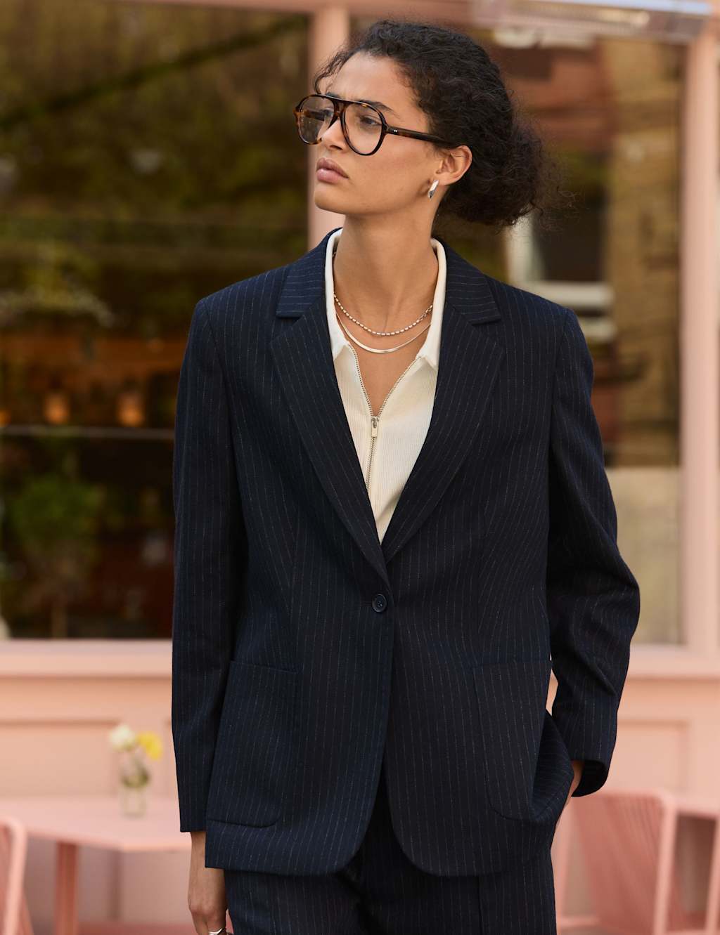 BAUKJEN Tailored Pinstripe Blazer with Wool Navy