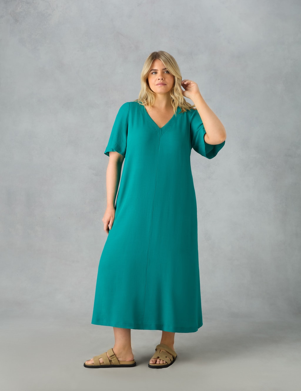 Plain white t shirt dress plus size online