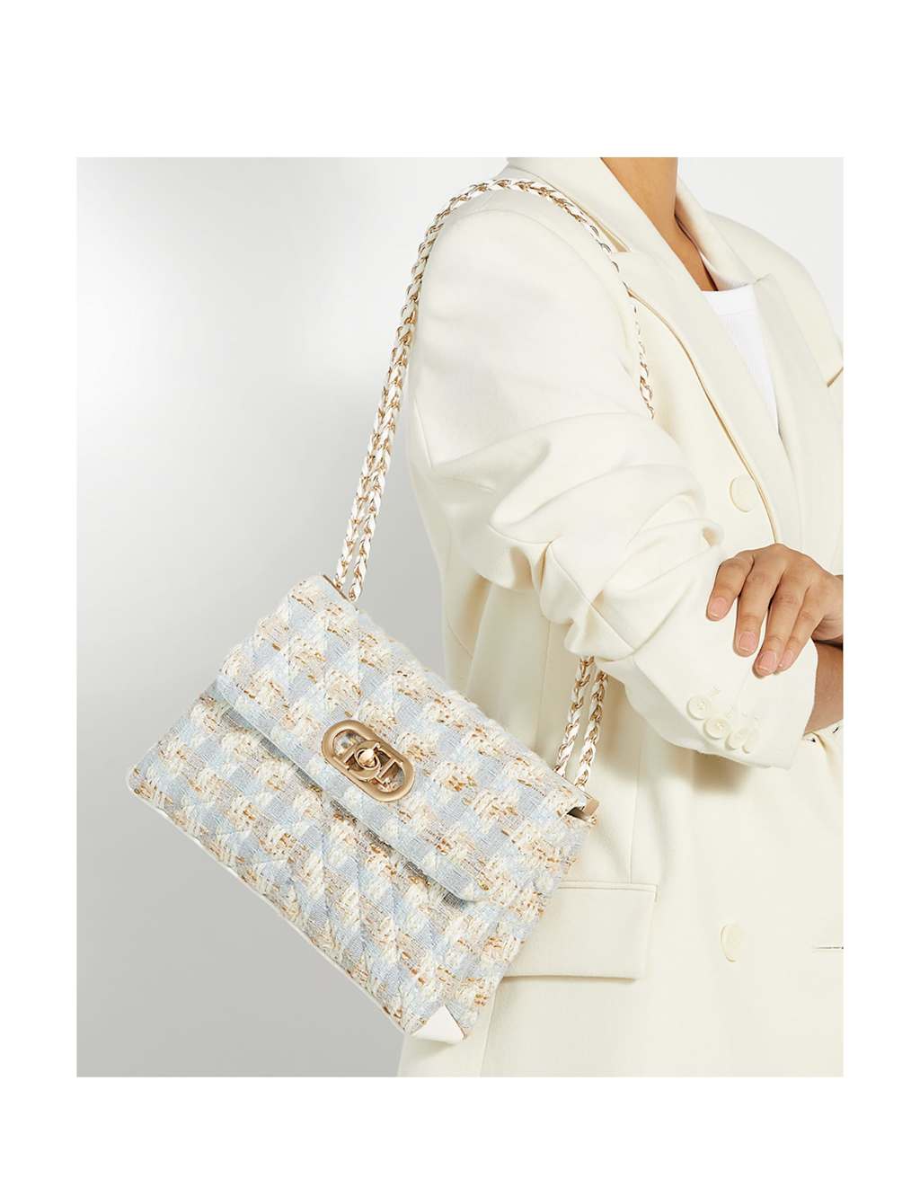 Quilted Chain Strap Shoulder Bag