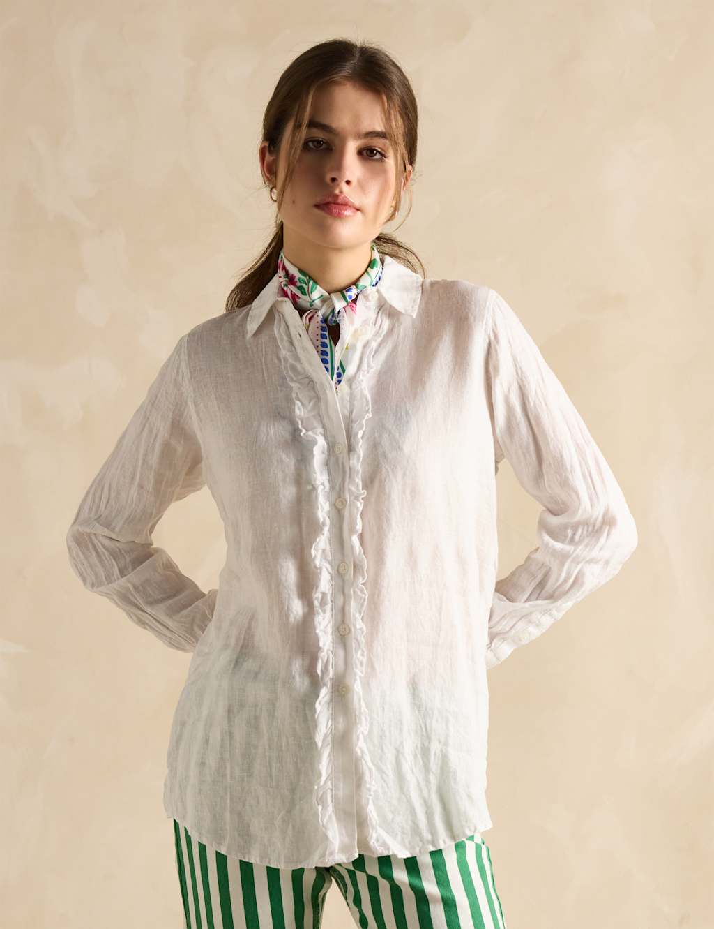 Pure Linen Collared Ruffle Shirt