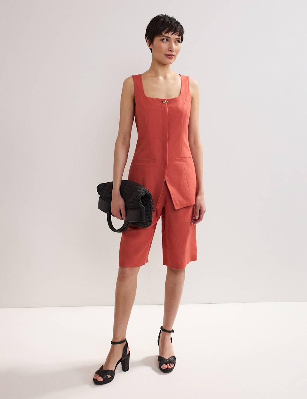 Linen Rich Belted Long Shorts