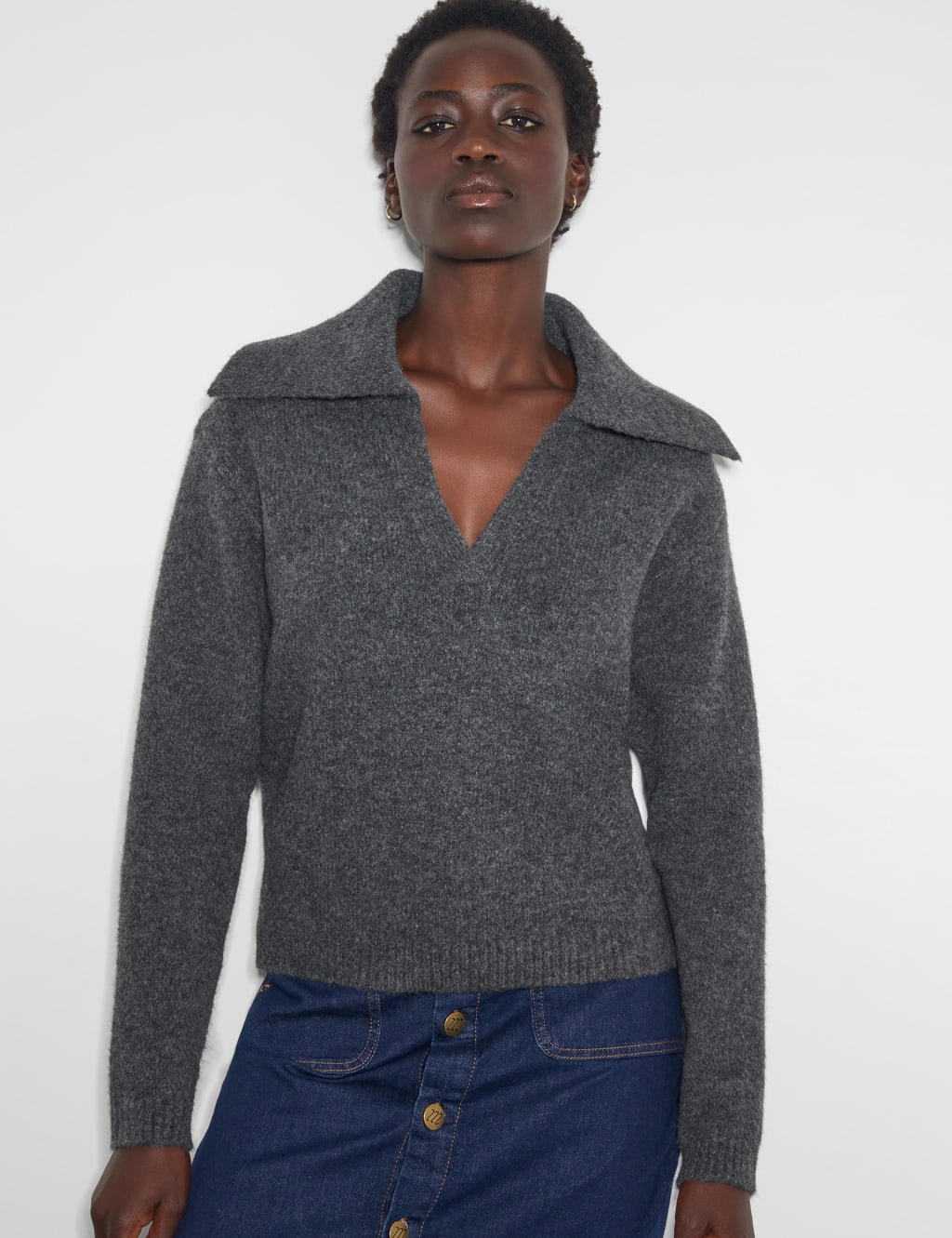 Collared V-Neck Jumper with Wool