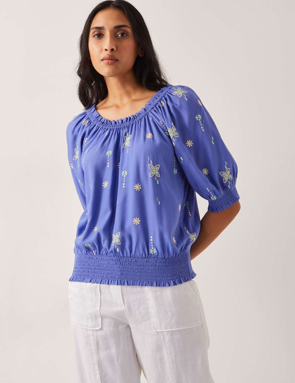 Embroidered Puff Sleeve Top