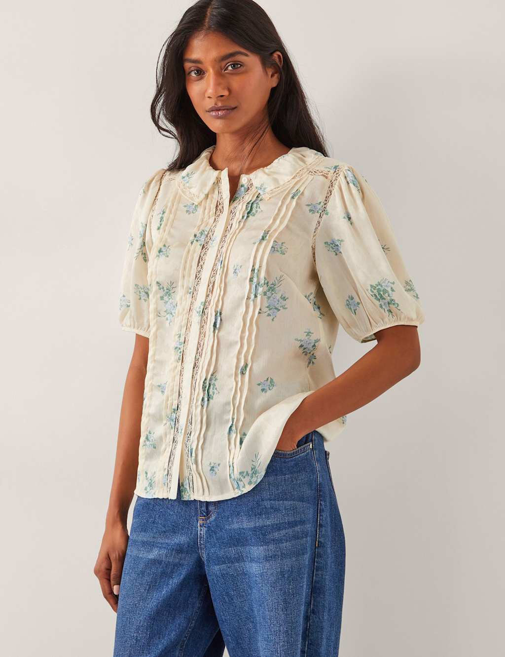 Floral Pleated Lace Insert Puff Sleeve Shirt