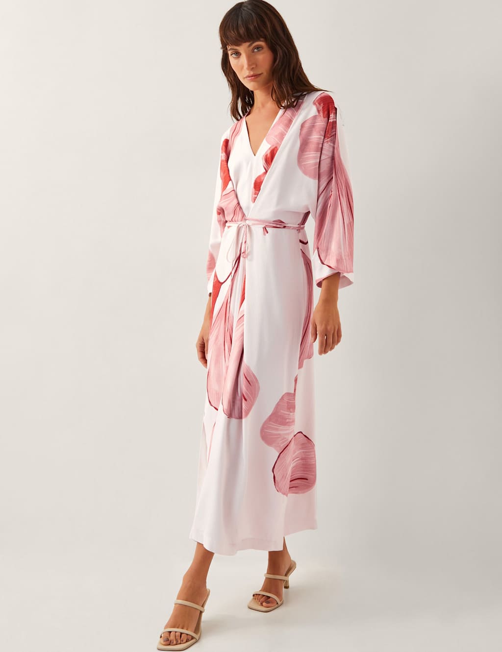 Printed V-Neck Midaxi Waisted Kimono Dress