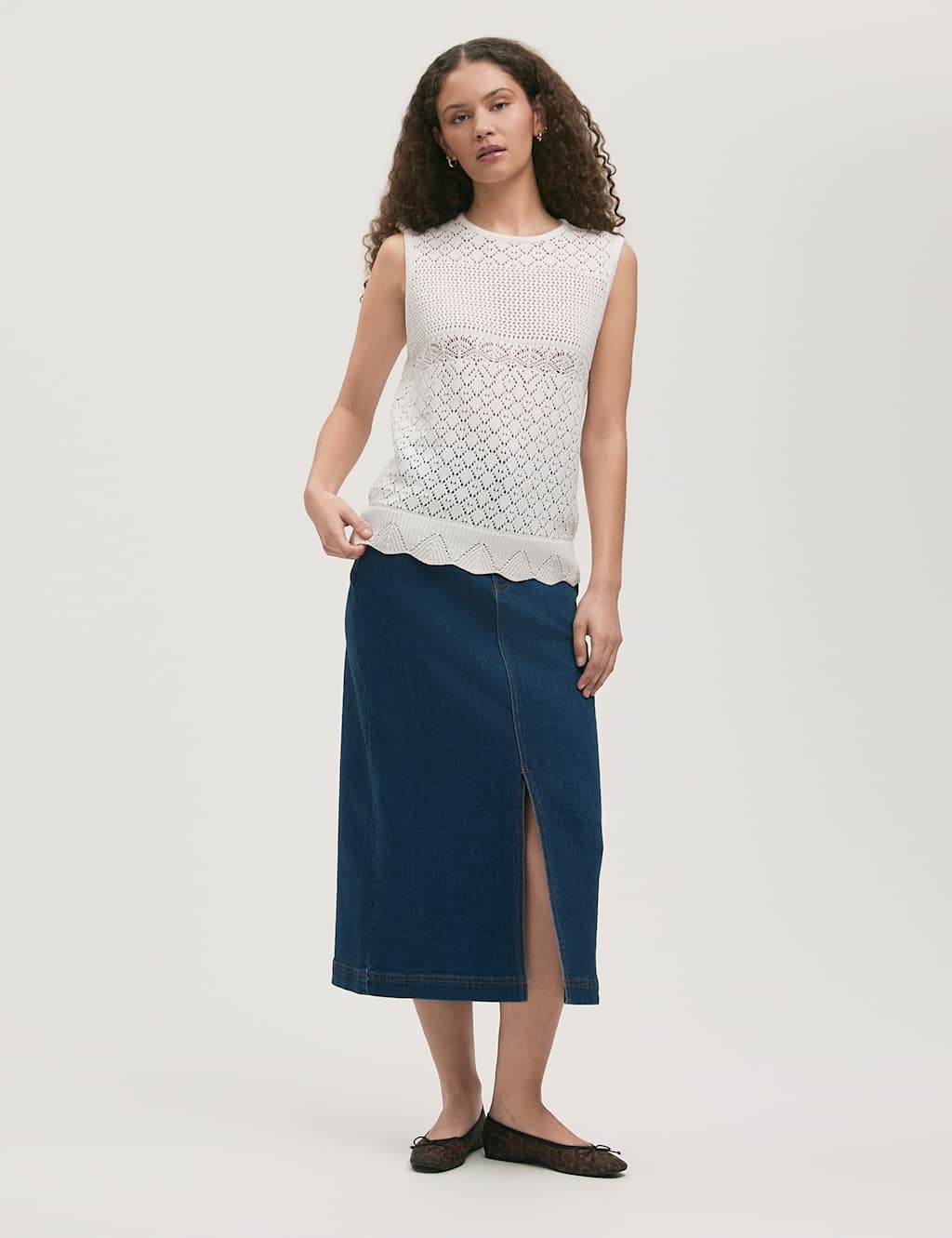 Pure Cotton Textured Knitted Vest
