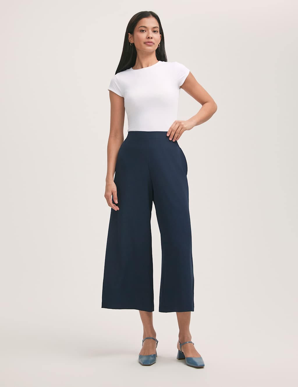 Elasticated Waist Wide Leg Cropped Trousers