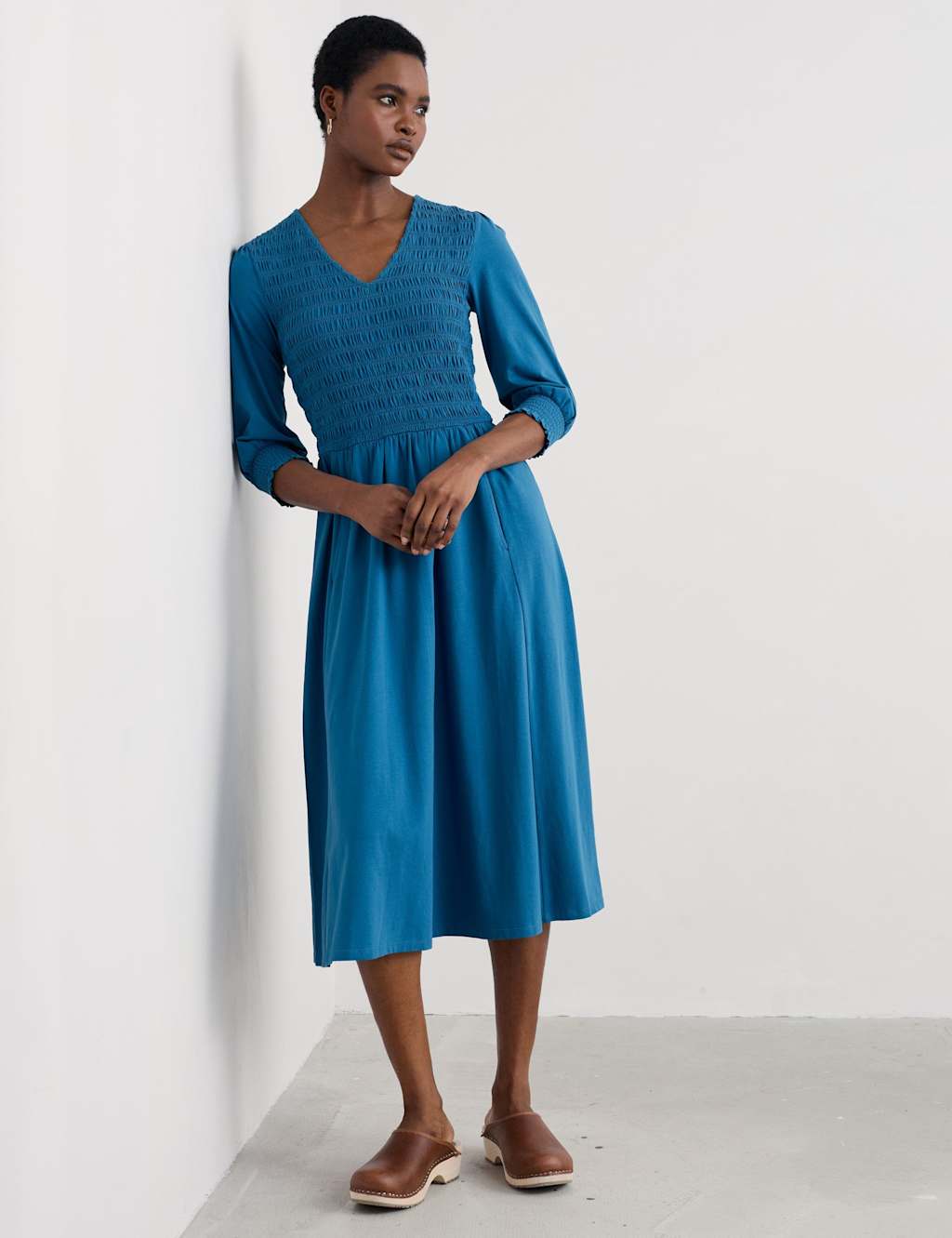 Seasalt Cornwall Cotton Rich V-Neck Midi Shirred Dress Blue