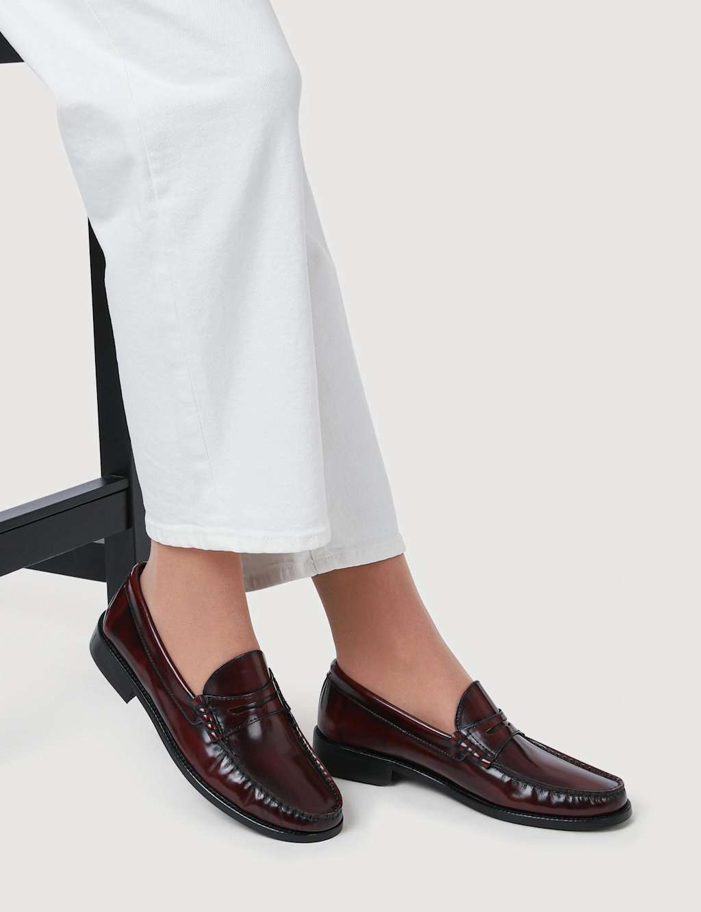 Jones Bootmaker Leather Loafers Burgundy