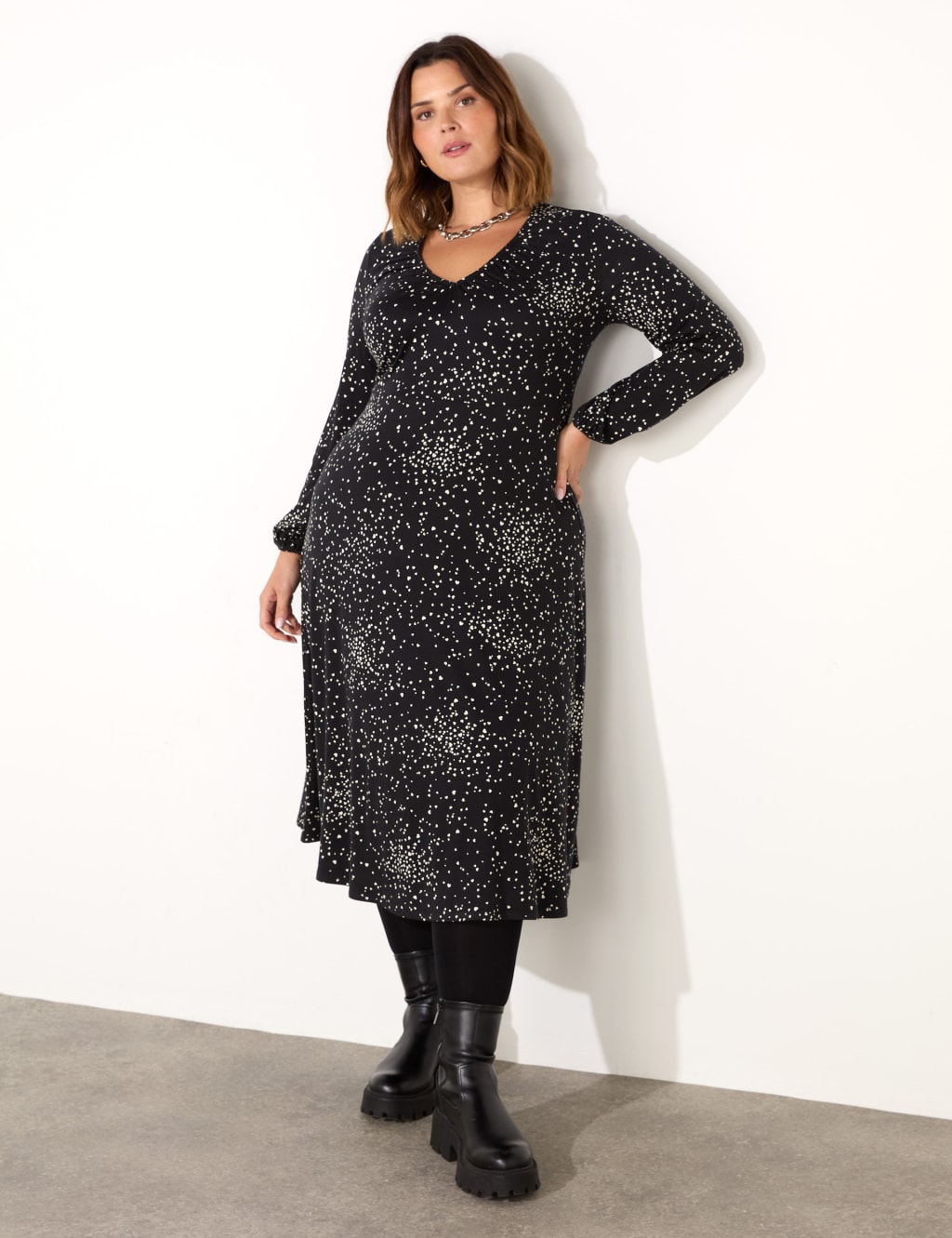 Jersey Heart Print V-Neck Midi Swing Dress