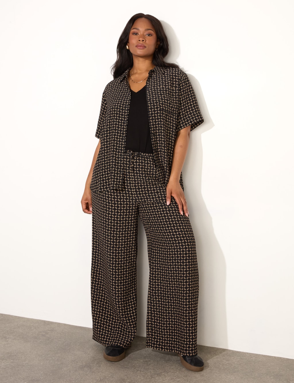 Geometric Elasticated Waist Wide Leg Trousers