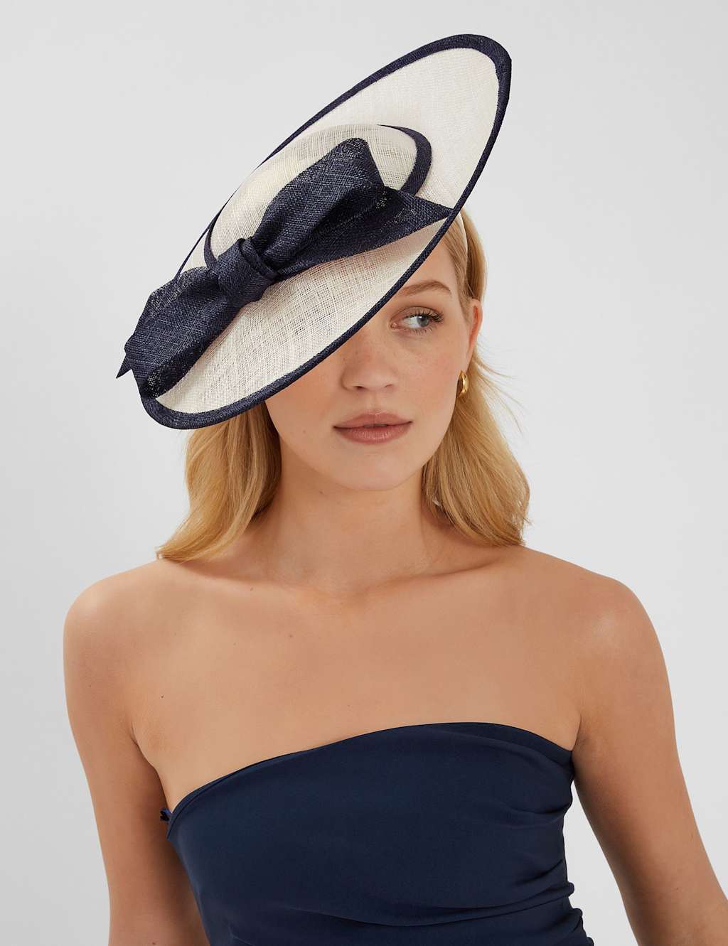 Bow Disc Fascinator