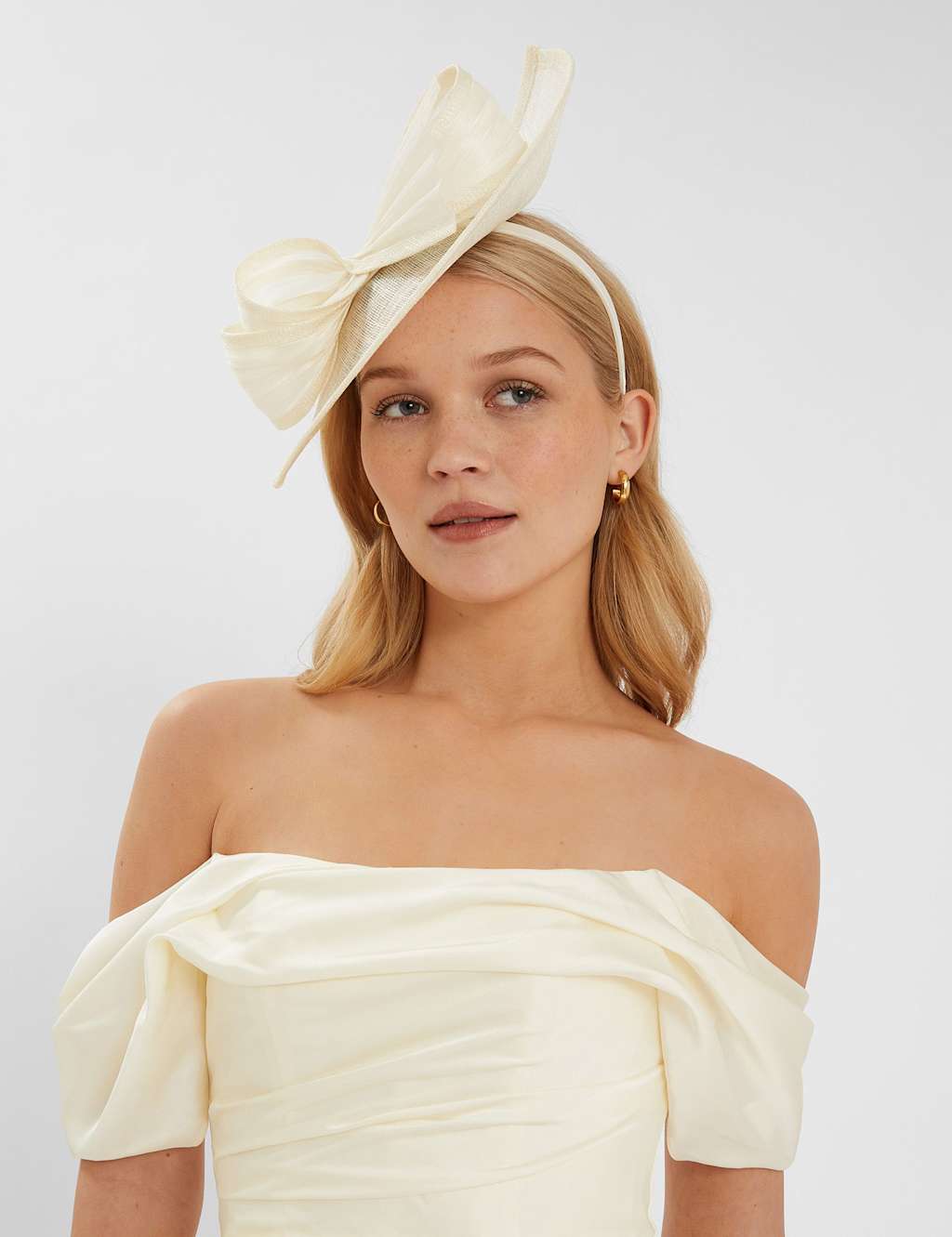 Bow Fascinator