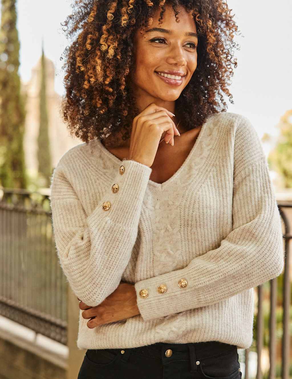 SOSANDAR Cable Knit V-Neck Jumper Cream