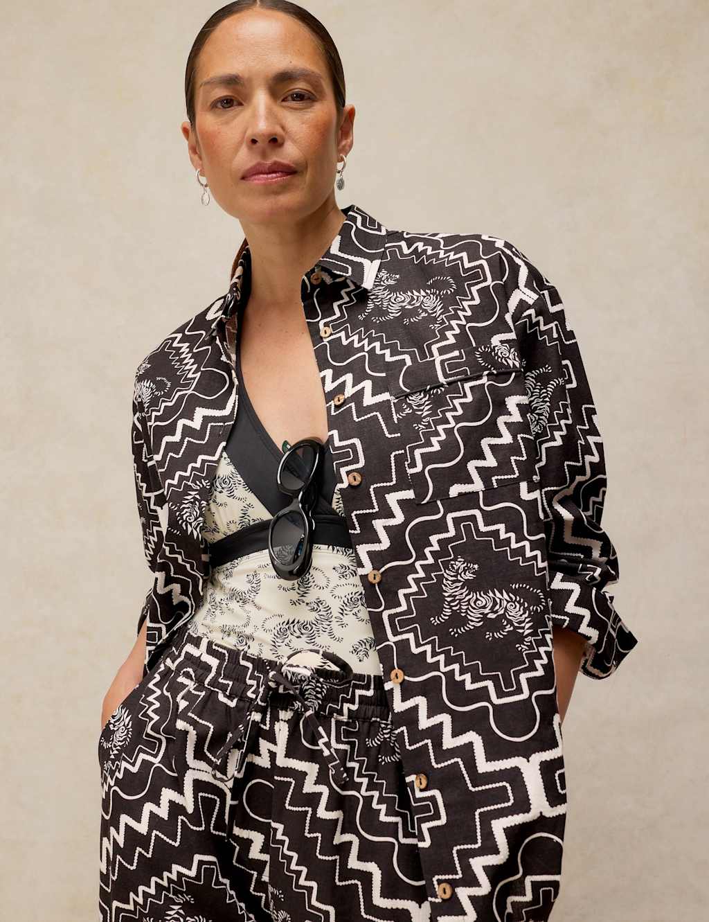 White Stuff Women's Cotton Rich Printed Beach Shirt With Linen - Large - Black Mix - Available at M&S