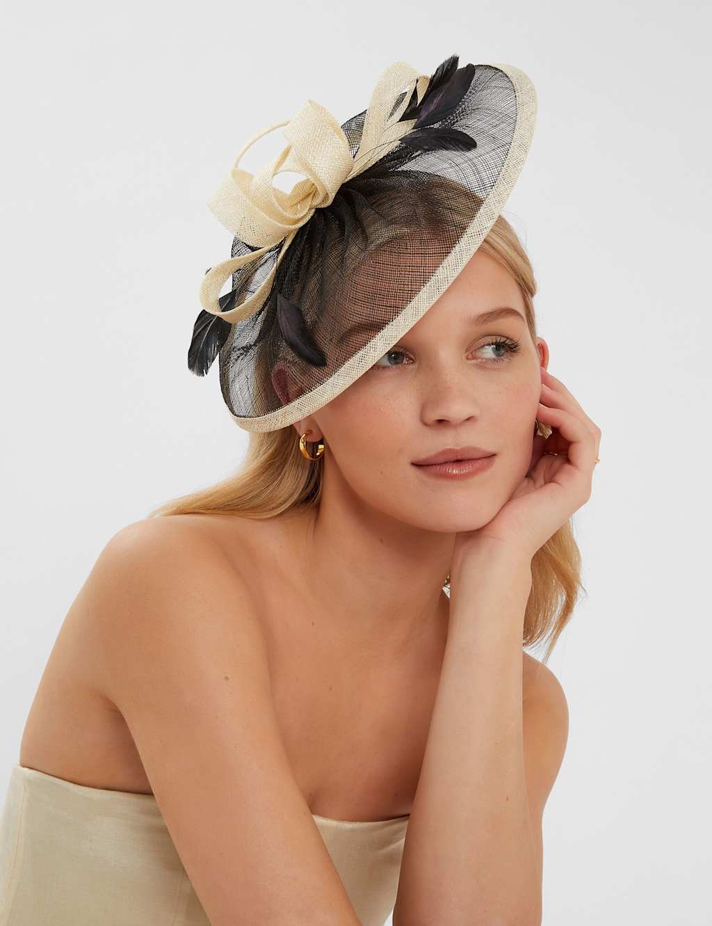 Bow Fascinator