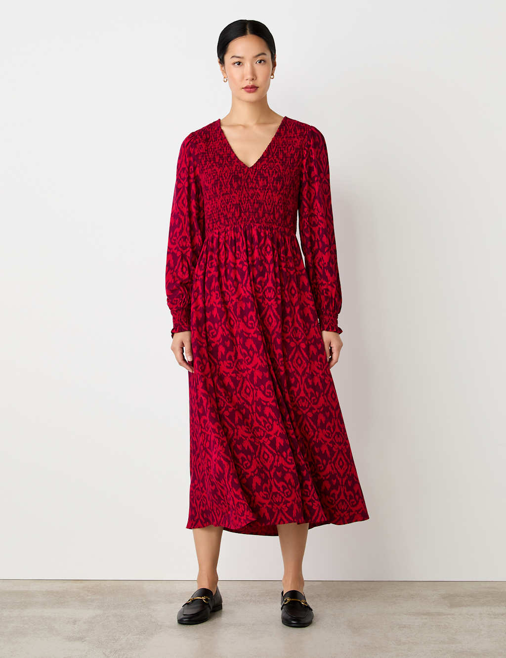 Printed V-Neck Midi Smock Dress