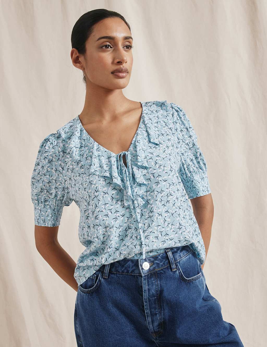 Floral Print Notch Neck Ruffle Blouse