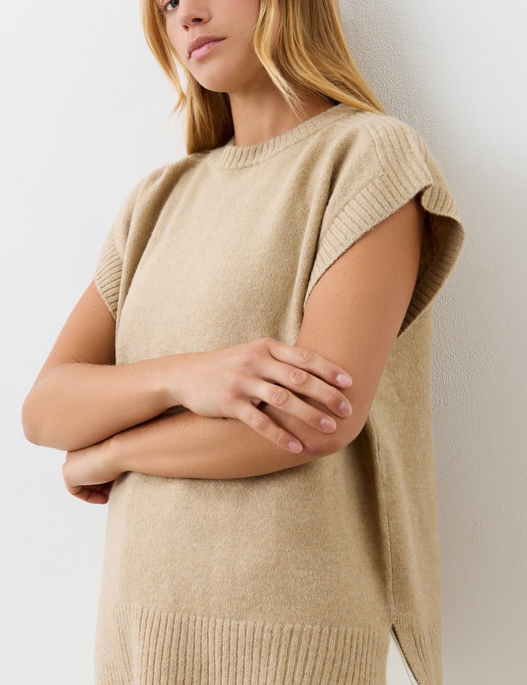 Crew Neck Split Hem Knitted Vest with Wool