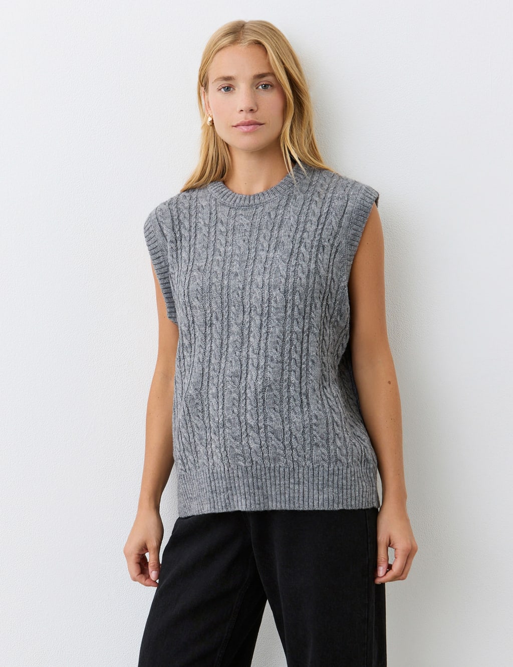 Cable Knit Crew Neck Split Hem Knitted Vest