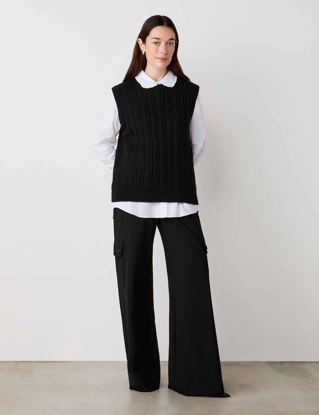 Cable Knit Crew Neck Split Hem Knitted Vest