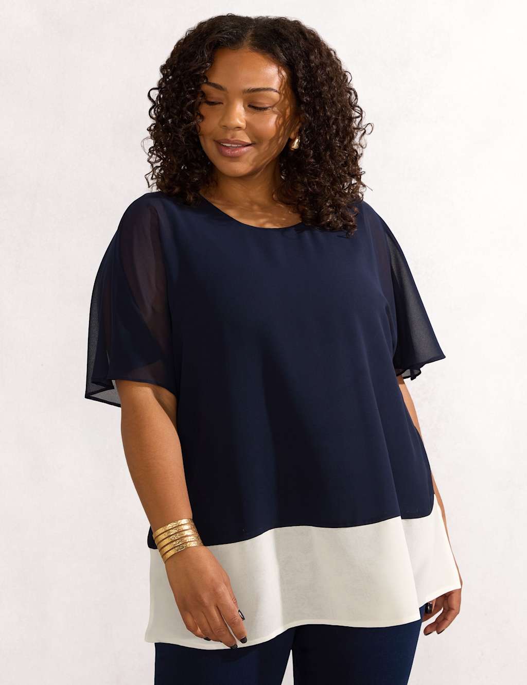 Colour Block Round Neck T-Shirt