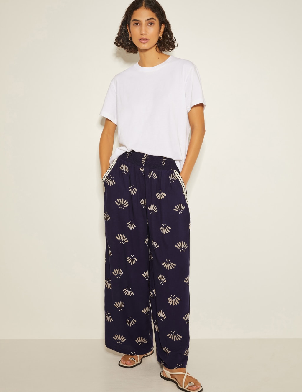 Elasticated Waist Straight Leg Trousers