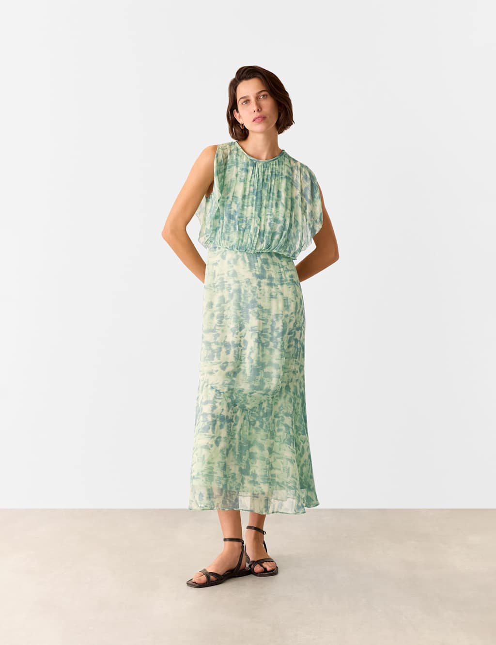 Printed Round Neck Midi Waisted Dress