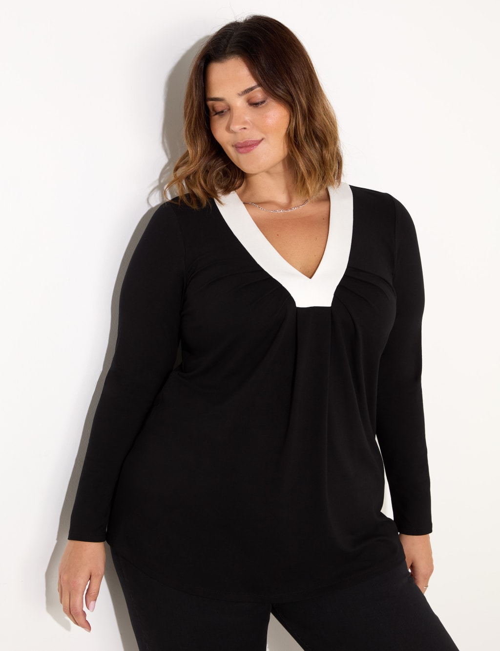 Jersey V-Neck Pleat Detail Top