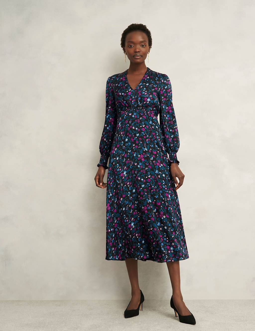 HOBBS Floral V-Neck Midaxi Tea Dress Black