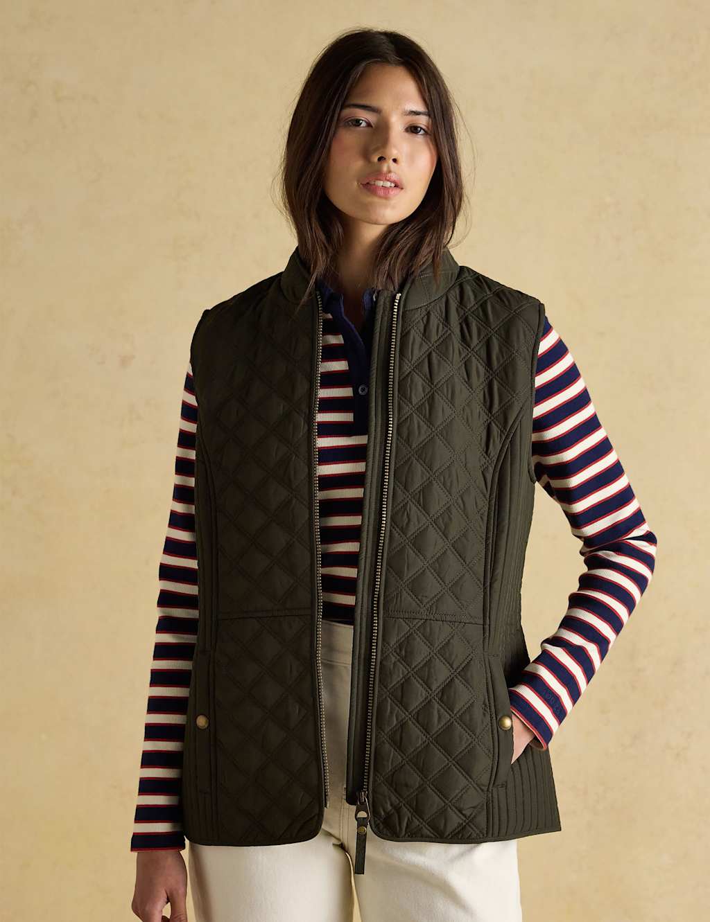 Joules Quilted Funnel Neck Gilet Dark Khaki