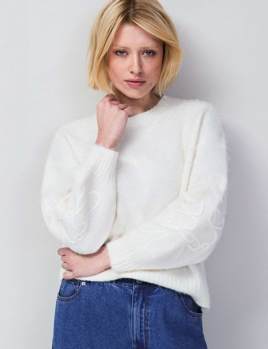 Ro&Zo Women's Applique Crew Neck Jumper with Alpaca - Medium - Ivory - Available at M&S