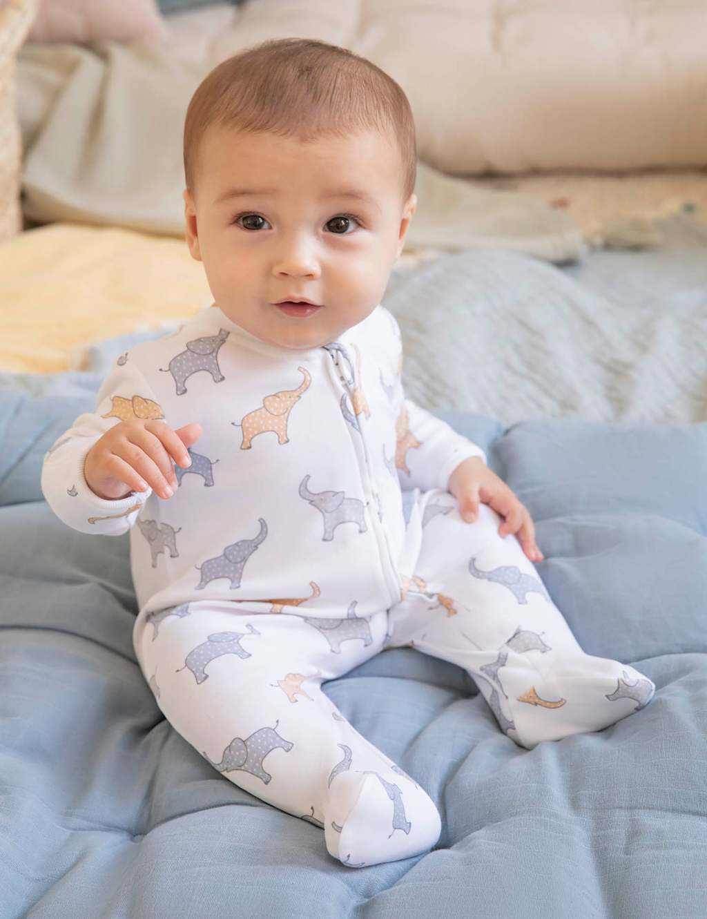 Pure Cotton Elephant Print Sleepsuit (0-18 Mths)