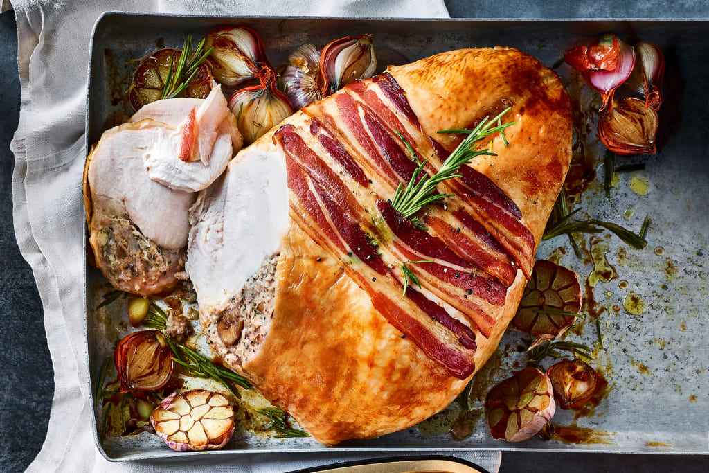 Collection Irish Free Range Turkey Crown with Pork & Italian Chestnut Stuffing (Serves 6-14) 1 of 1