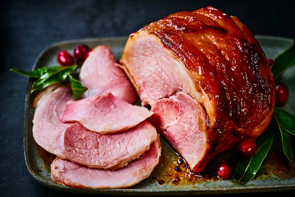 Collection Outdoor Bred Heritage Gold Gammon with a Sugar Baked Glaze (Serves 6) 1 of 1