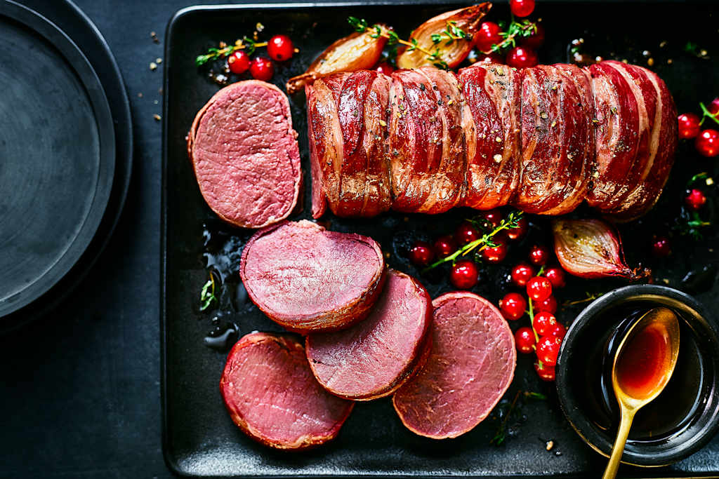 Collection British Loin of Venison in Dry Cured Bacon (Serves 3-4) 1 of 1