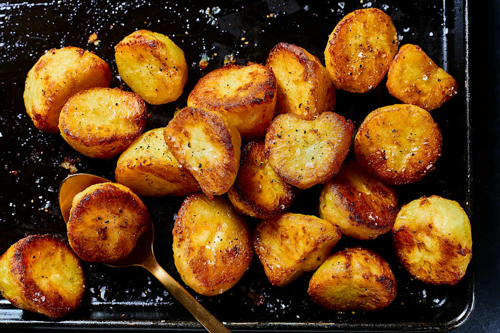 Collection Goose Fat Roasting Potatoes (Serves 4) 1 of 1
