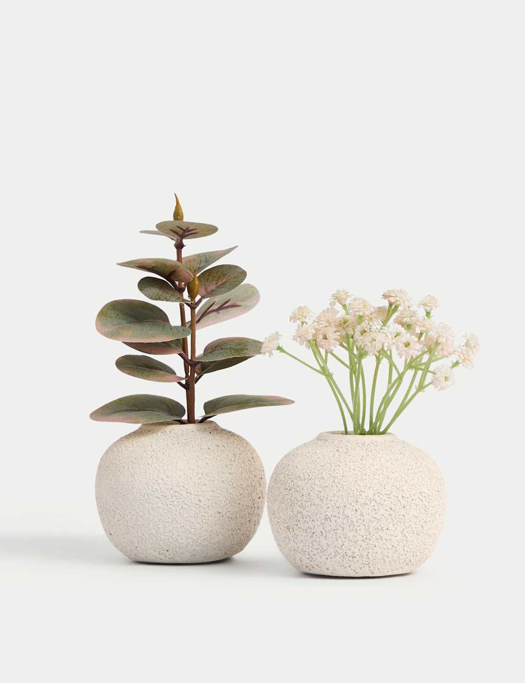 Set of 2 Artificial Plants in Pots