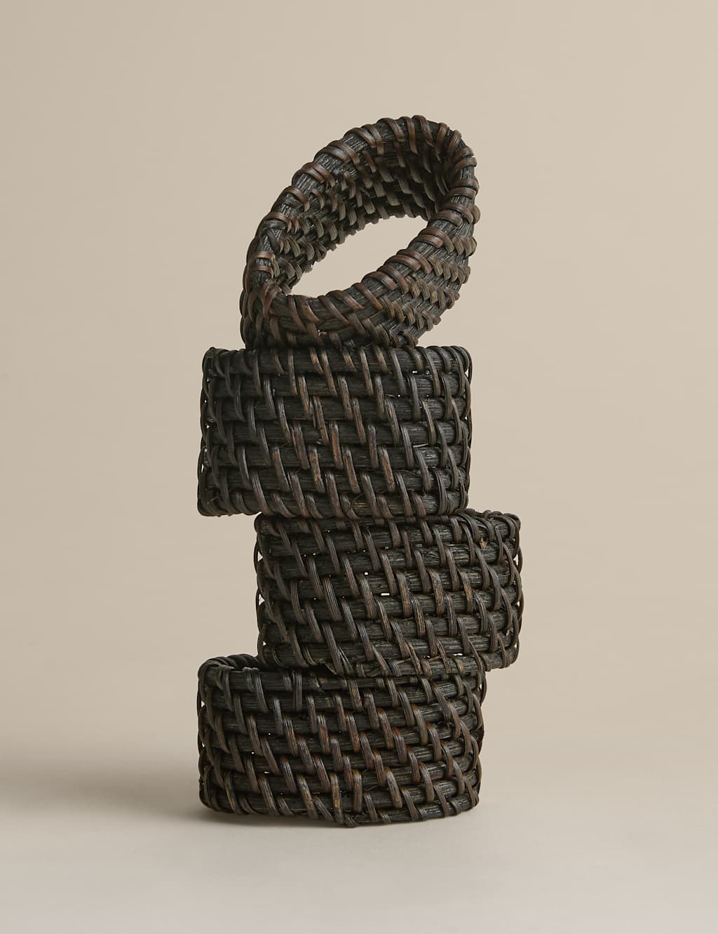 M&S Set of 4 Rattan Oval Napkin Rings - Black