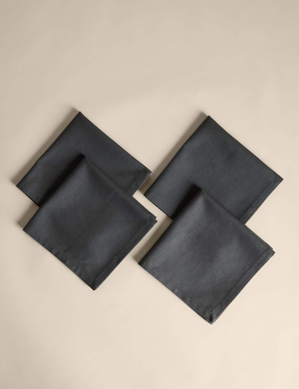 Set of 4 Cotton Rich Napkins with Linen
