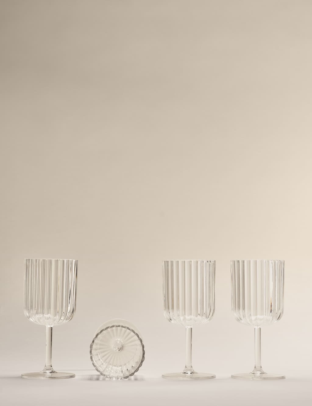 Set of 4 Ribbed Picnic Wine Glasses