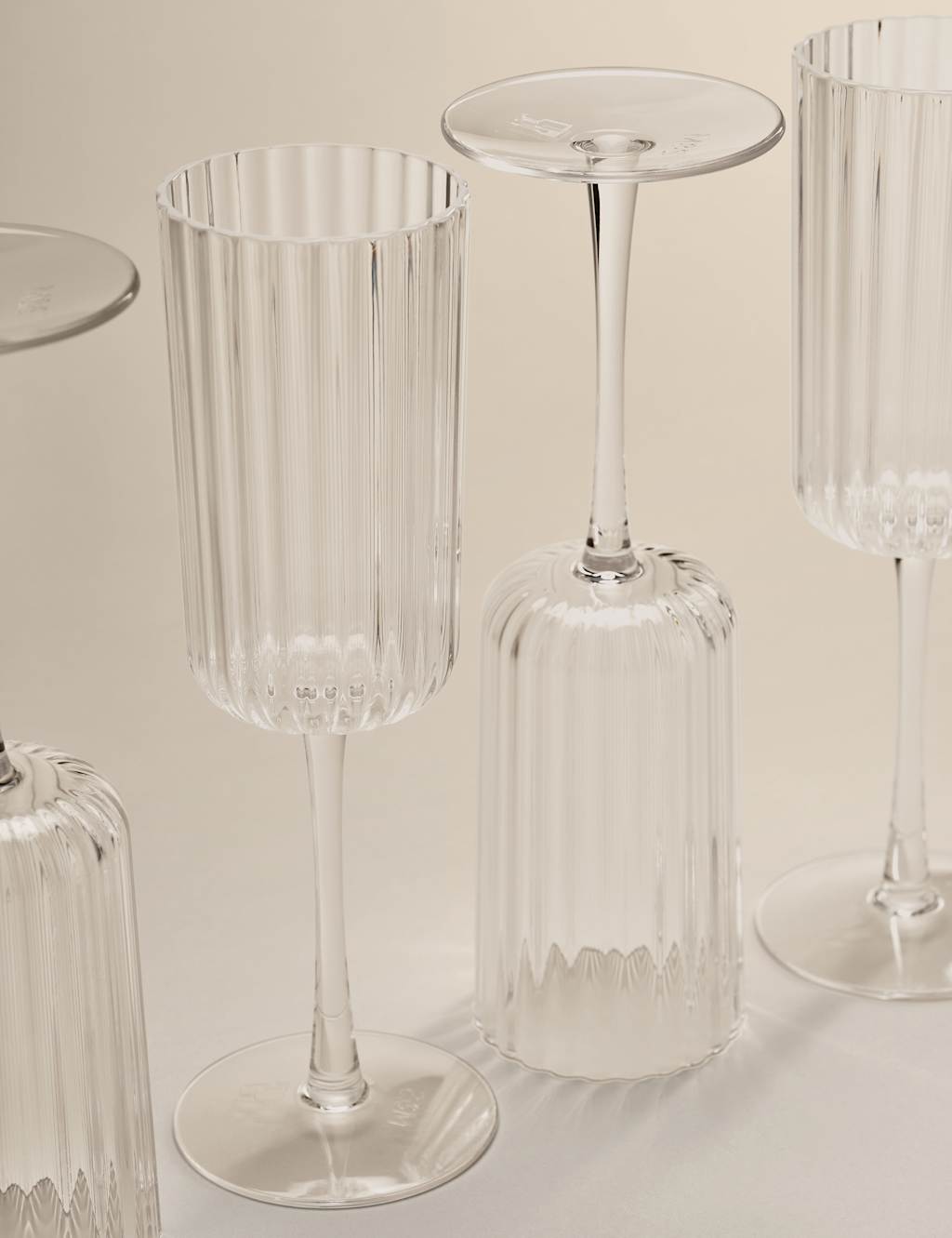 Set of 4 Ribbed Acrylic Champagne Flutes