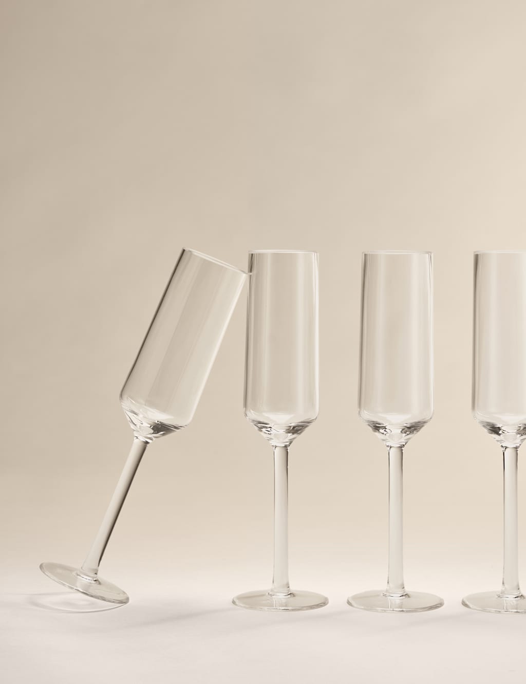 Set of 4 Angular Picnic Champagne Flutes
