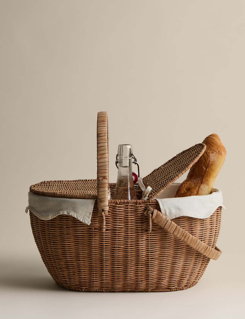 M&S Wicker Picnic Hamper with Wine Holder Natural