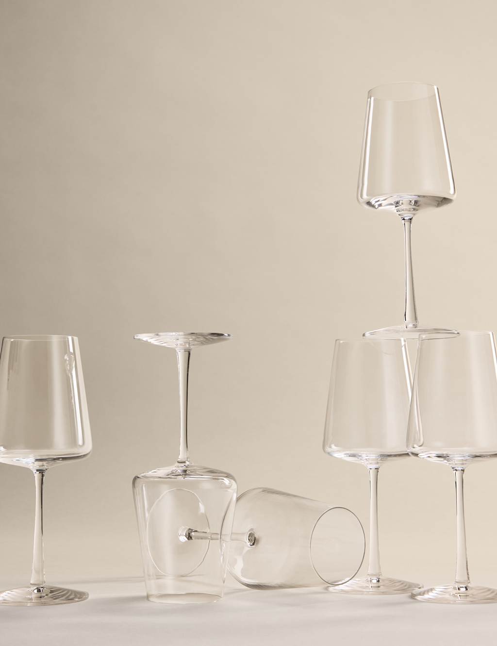 The Sommelier's Edit Set of 6 Modern White Wine Glasses