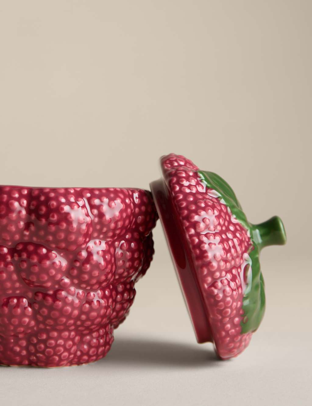 M&S Bramble Sugar Pot Red