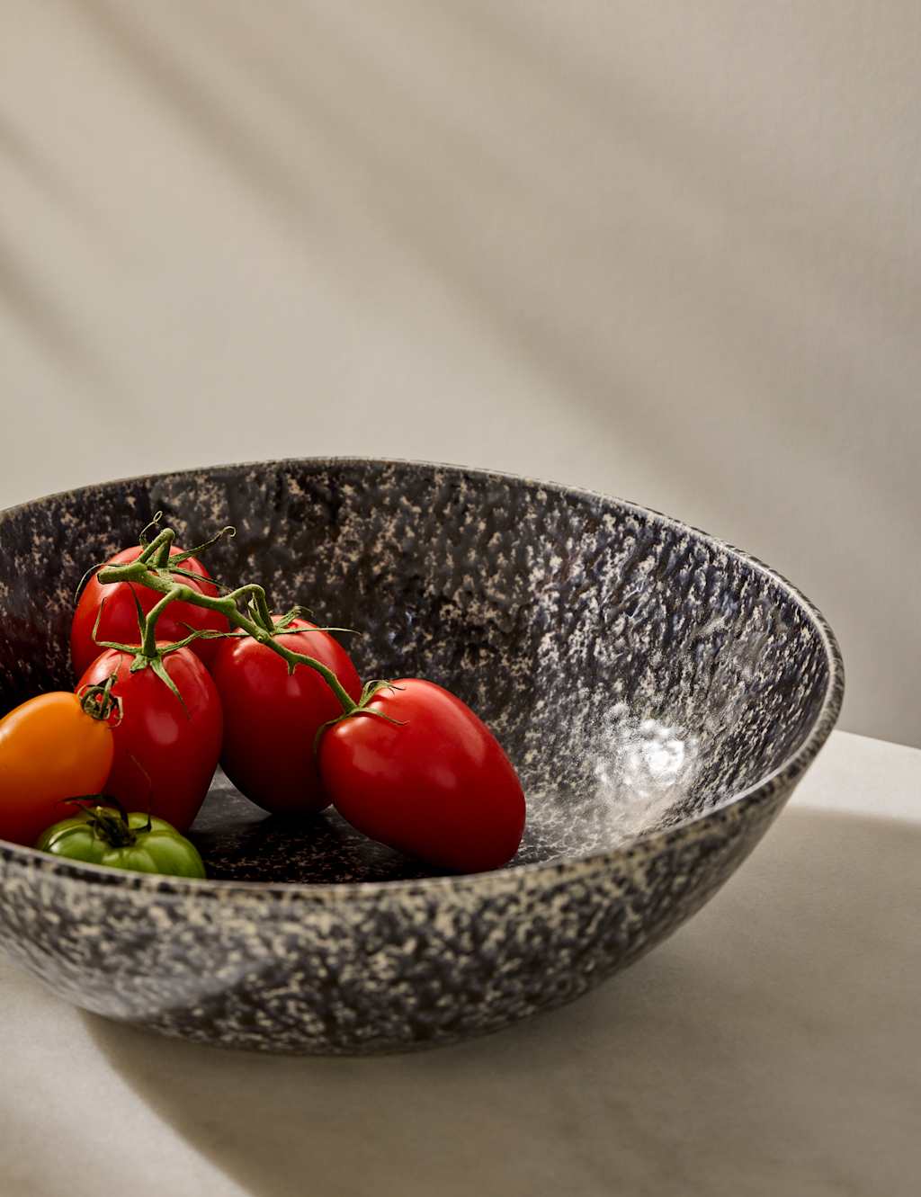 Extra Large Reactive Serving Bowl