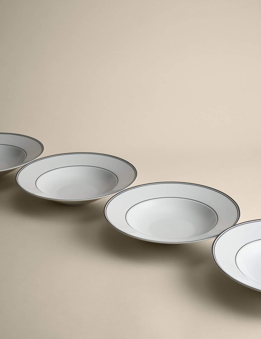 Set of 4 Maxim Rim Pasta Bowls