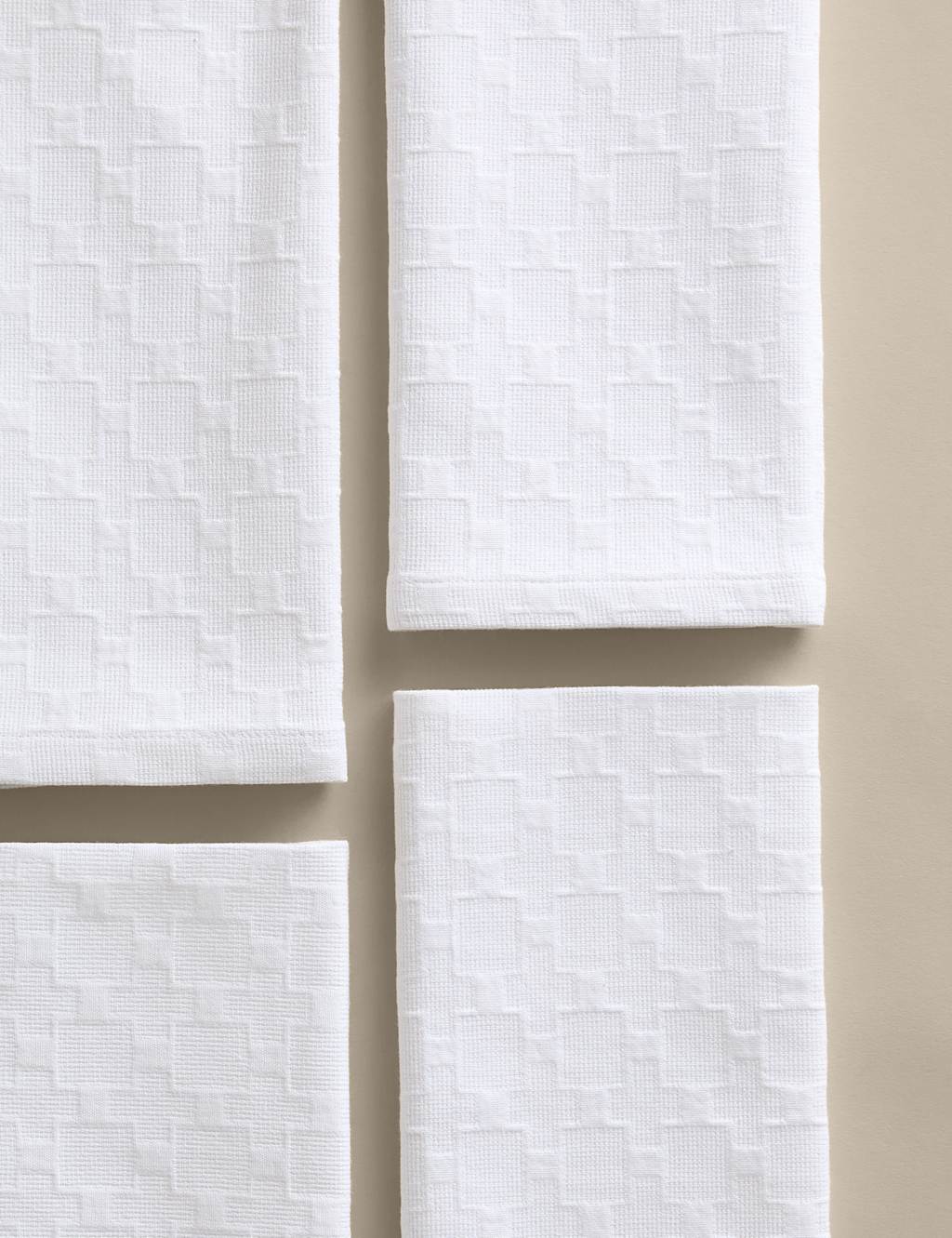 M&S X Kelly Hoppen Set of 4 Pure Cotton Jacquard Napkins - White