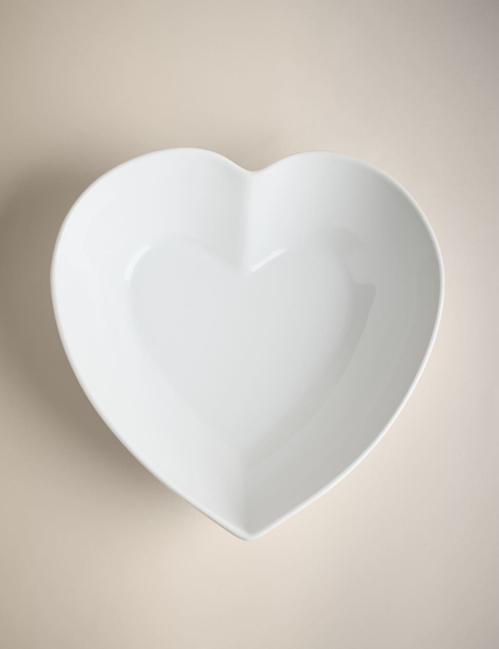 M&S Maxim Large Heart Serving Bowl - White - Mother's Day Gift